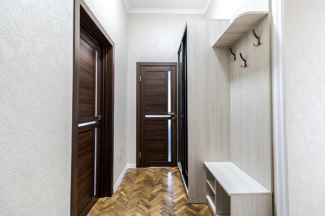 Inshiapartments On Liberty Avenue 2 Lviv Exteriör bild