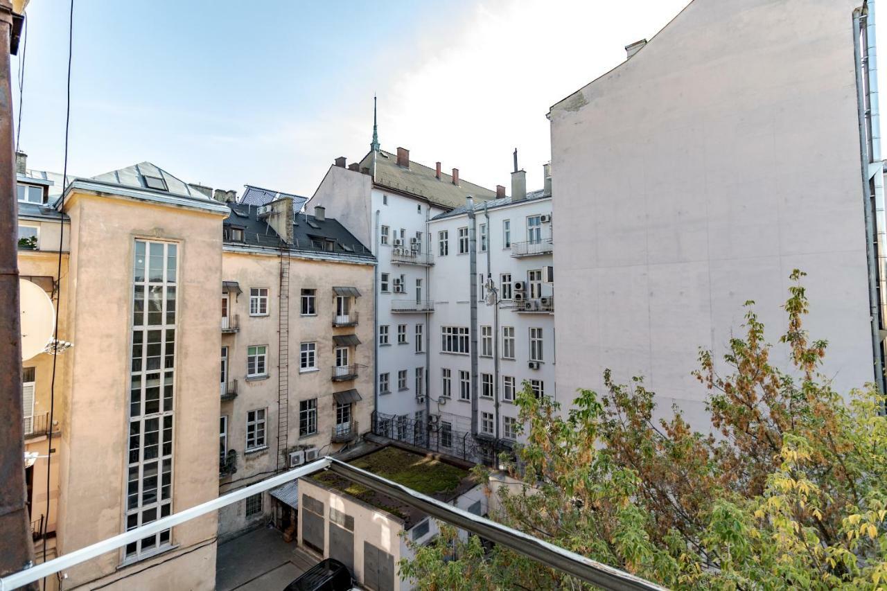 Inshiapartments On Liberty Avenue 2 Lviv Exteriör bild